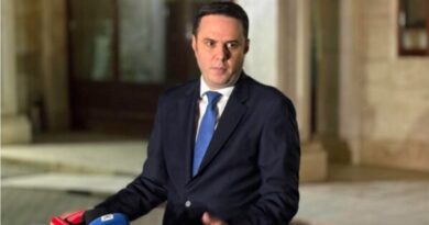 Abdixhiku: S’e duam postin e Kryeparlamentarit, është post ceremonial, duhet të ndihemi të përfaqësuar
