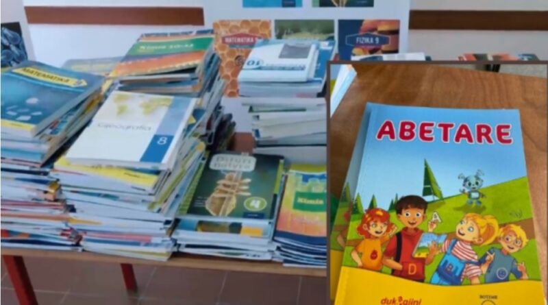 Nga 60 deri në 100 euro – Ekzekutohen paratë për tekstet shkollore