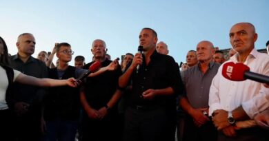 Në Gllogjan ndizet “Zjarri i Lirisë” – Dukagjini përcjell mesazhin: Çlirimtarët nuk janë vetëm