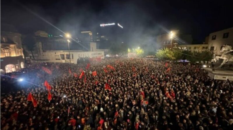 Nata e 11 e protestës, Çlirim Haziri: Populli e ka bërë pjesën e vet, radha e institucioneve – Historia do mbajë mend çfarë keni bërë