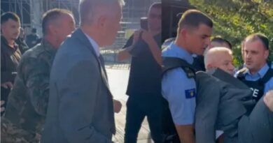 Lirohen veteranët që u prangosën pas rastit me deputetin e VV-së