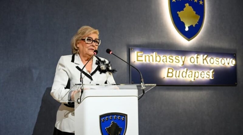 Presidentja takon mërgatën në Hungari: Kontribuat në rezistencë paqësore, UÇK e shtetndërtim