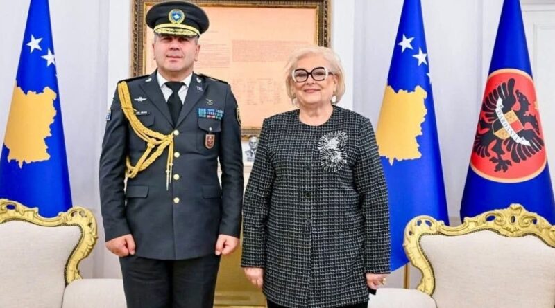 Presidentja e Kosovës emëron një këshilltar ushtarak