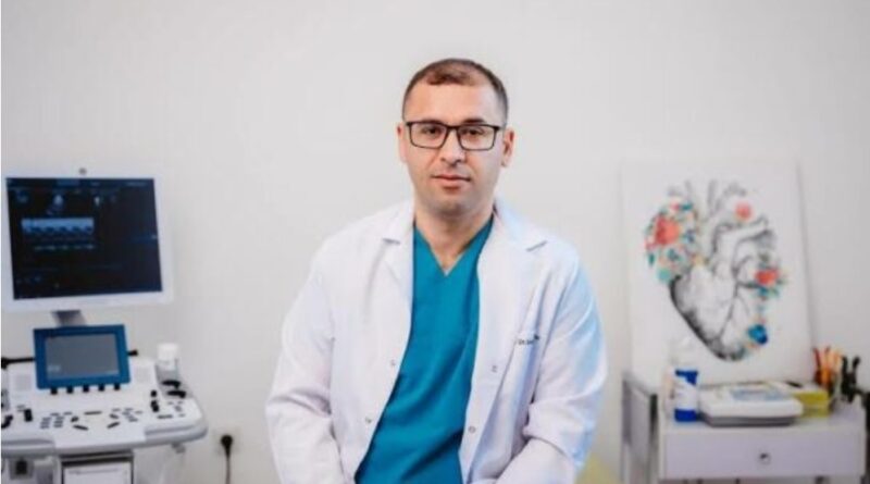 Drejtori i Spitalit të Mitrovicës ndalohet për 48 orë për dhunë në familje, dyshohet se kërcënoi gruan se do t’i ndodhë e njëjta si Arlinda Zekajt